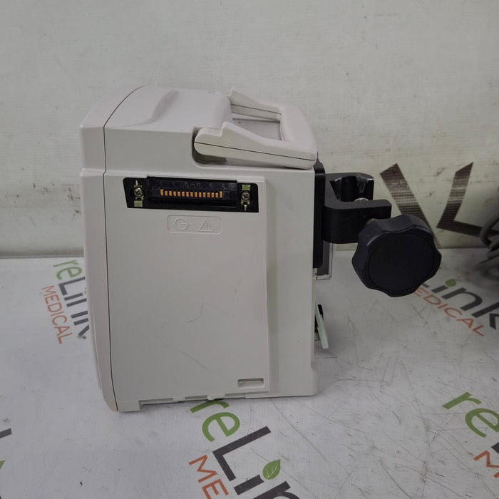 CareFusion Alaris 8015 Large Screen POC Infusion Pump