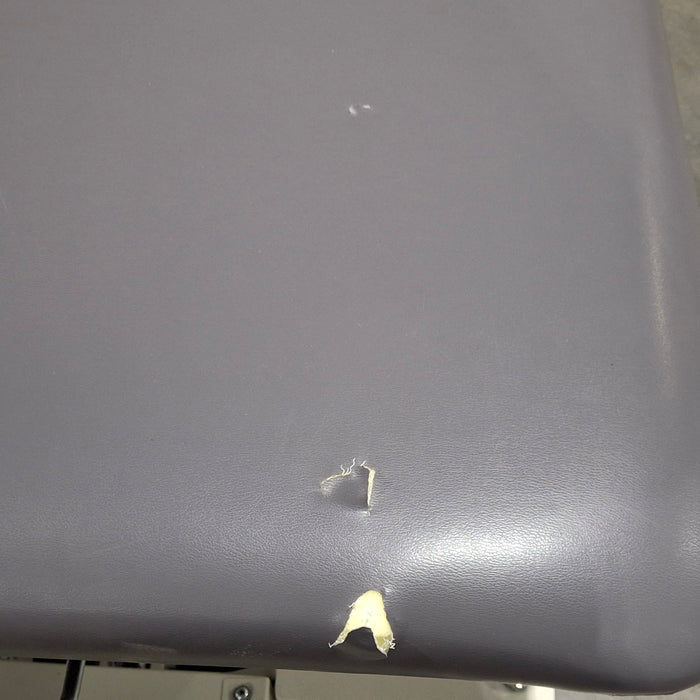 Armedica Armedica AMBA 330 Treatment Table Exam Chairs / Tables reLink Medical