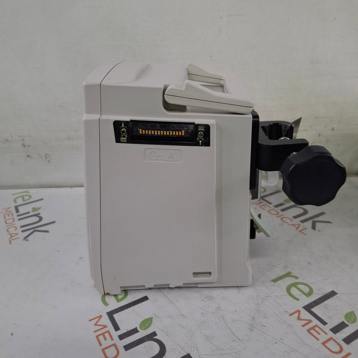 CareFusion CareFusion Alaris 8015 Large Screen POC Infusion Pump Infusion Pump reLink Medical