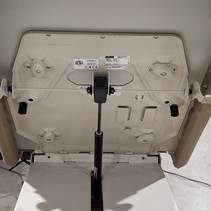 Midmark Midmark 204 Exam Table Exam Chairs / Tables reLink Medical