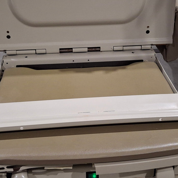 Midmark Midmark 204 Exam Table Exam Chairs / Tables reLink Medical