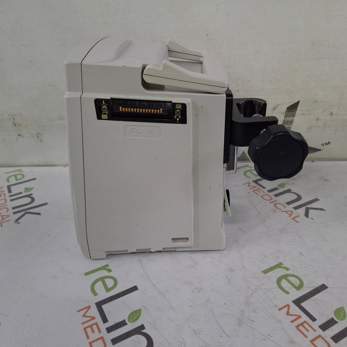 CareFusion Alaris 8015 Large Screen POC Infusion Pump