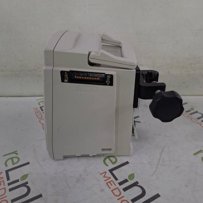 CareFusion Alaris 8015 Large Screen POC Infusion Pump