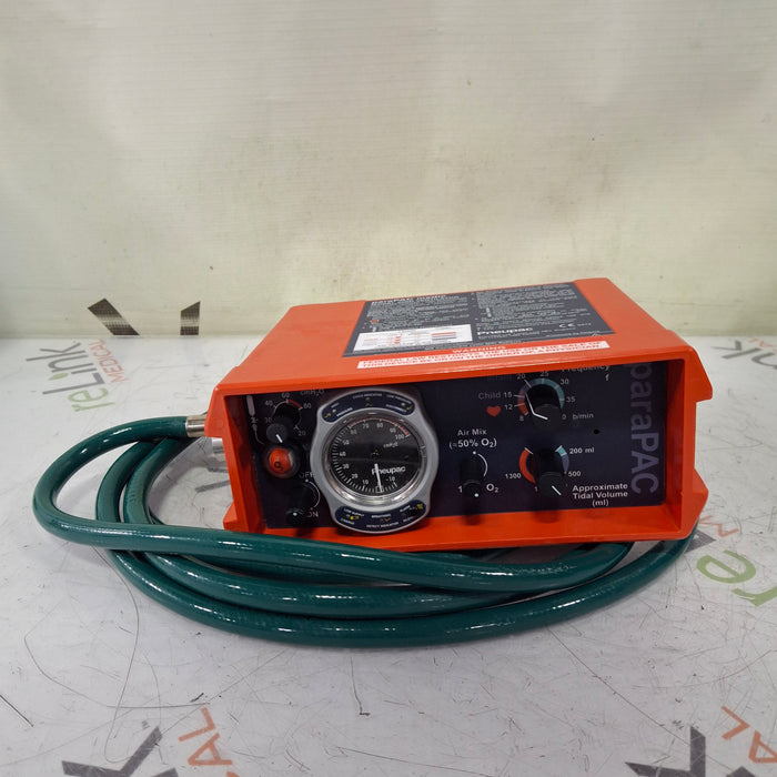 Smiths Medical Pneupac ParaPAC 200D Ventilator