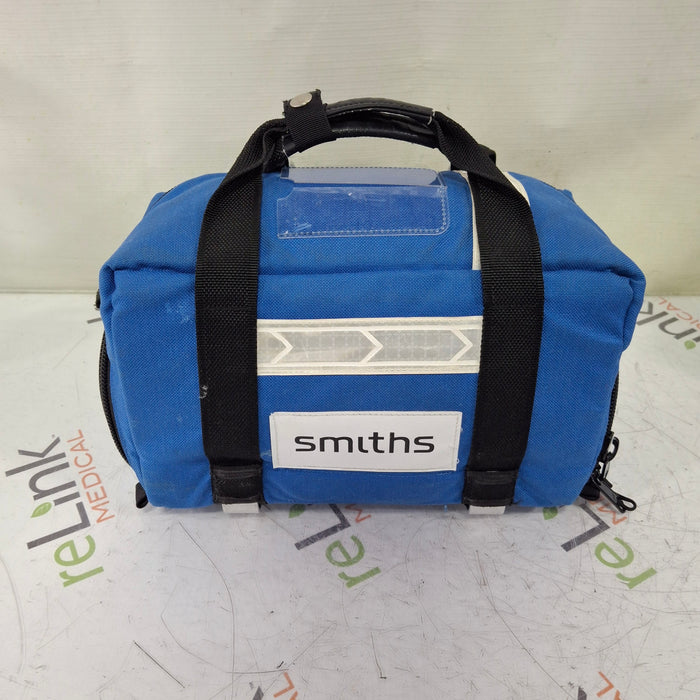 Smiths Medical Pneupac ParaPAC 200D Ventilator