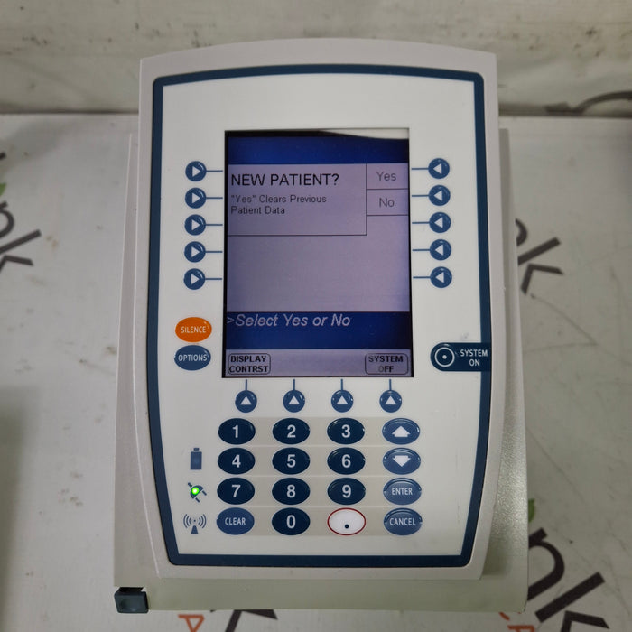 CareFusion Alaris 8015 Small Screen POC Infusion Pump