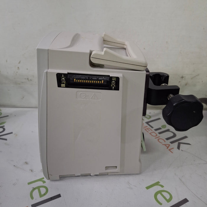 CareFusion Alaris 8015 Small Screen POC Infusion Pump