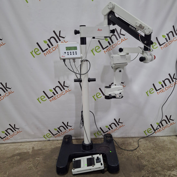 Leica M841 Surgical Microscope