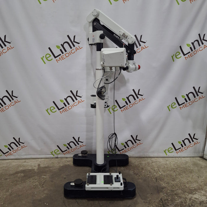 Leica M841 Surgical Microscope