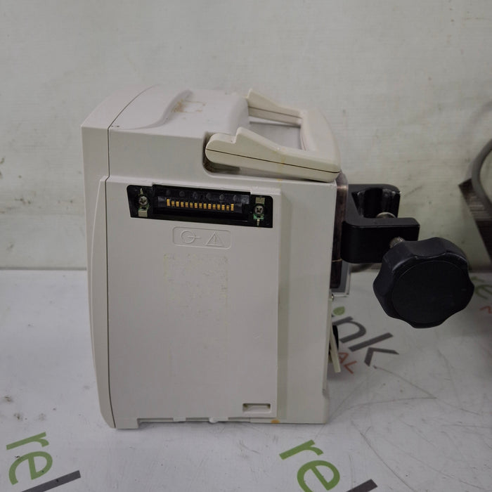 CareFusion CareFusion Alaris 8015 Small Screen POC Infusion Pump Infusion Pump reLink Medical