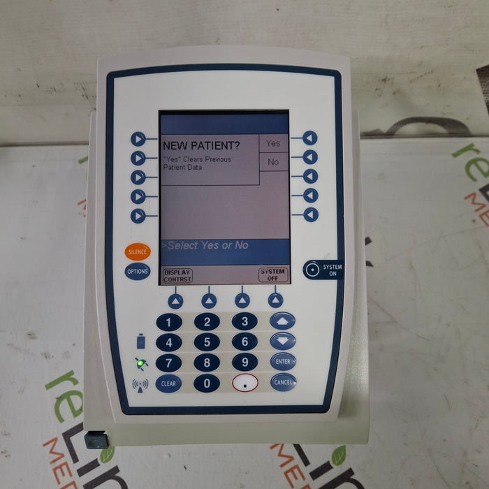 CareFusion CareFusion Alaris 8015 Small Screen POC Infusion Pump Infusion Pump reLink Medical