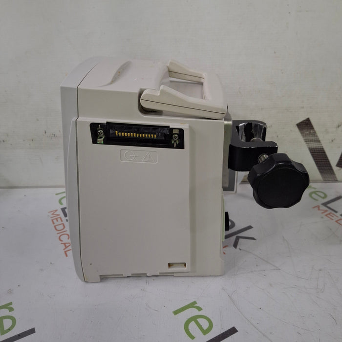CareFusion CareFusion Alaris 8015 Small Screen POC Infusion Pump Infusion Pump reLink Medical
