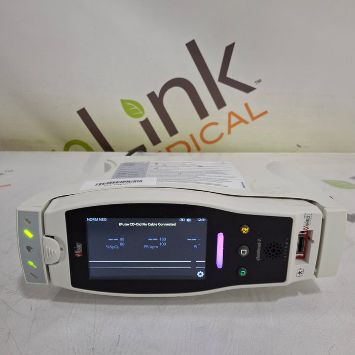Masimo Masimo Radical 7 Pulse Oximeter w/ Base Patient Monitors reLink Medical
