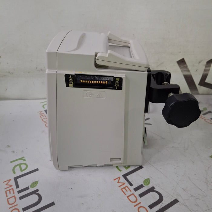 CareFusion Alaris 8015 Large Screen POC Infusion Pump