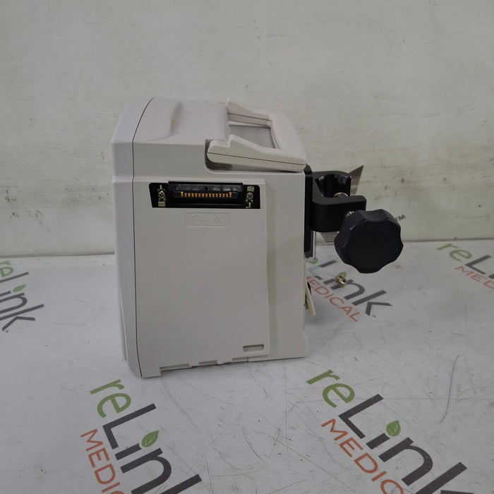 CareFusion Alaris 8015 Large Screen POC Infusion Pump