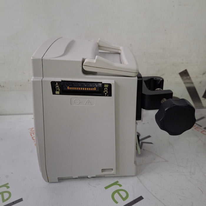 CareFusion Alaris 8015 Large Screen POC Infusion Pump