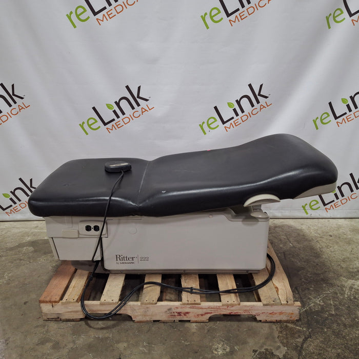 Midmark 222 Procedure Chair