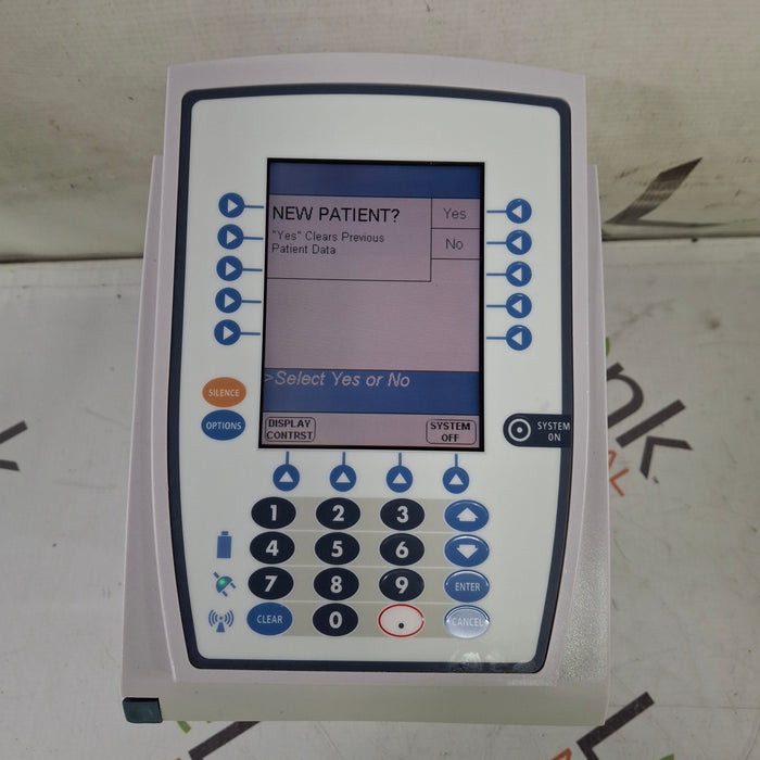 CareFusion Alaris 8015 Small Screen POC Infusion Pump