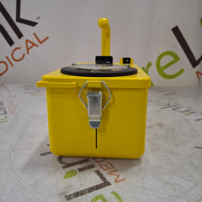 Landers Frary & Clark Landers Frary & Clark CDV-715 1A Radiation Detector Test Equipment reLink Medical