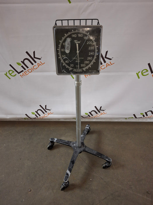 Tycos Sphygmomanometer Blood Pressure Monitor