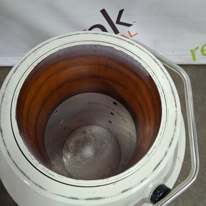 MVE CryoShipper Cryogenic Storage Tank