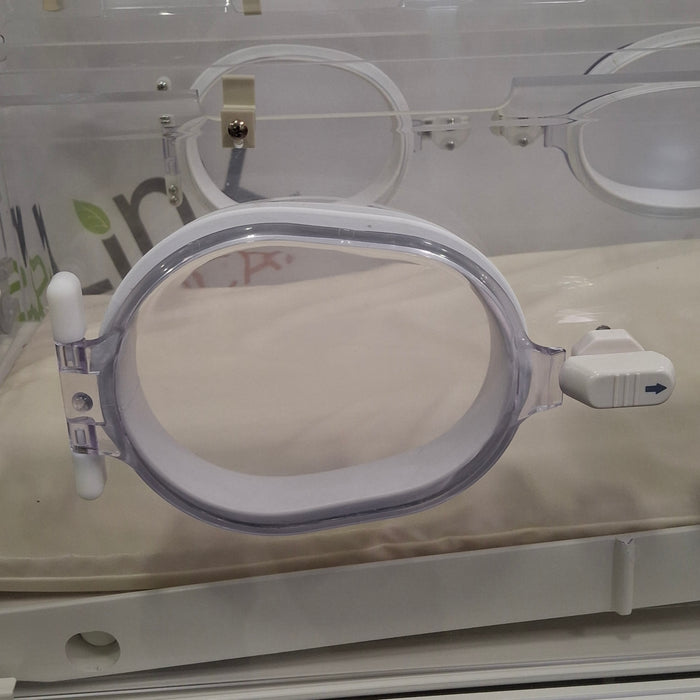 Draeger Medical Draeger Medical C2000 Infant Incubator Infant Warmers and Incubators reLink Medical