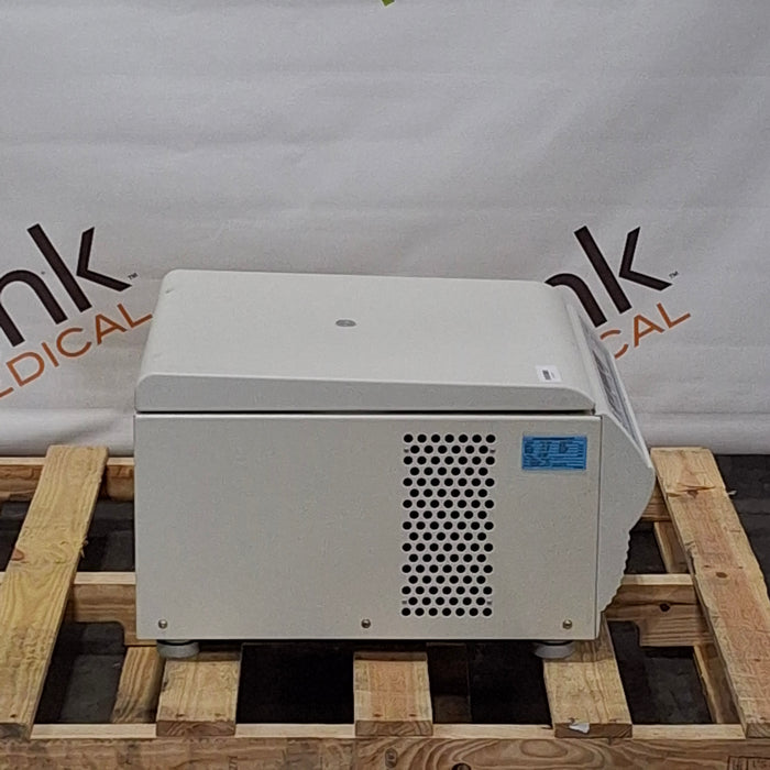 Thermo Shandon Thermo Shandon Multifuge 1S Bench Top Centrifuge Centrifuges reLink Medical