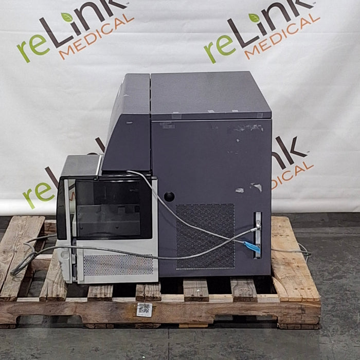 Becton Dickinson FACScanto II Flow Cytometer