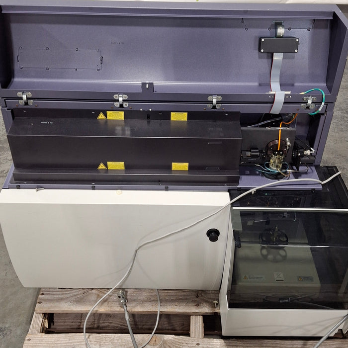 Becton Dickinson FACScanto II Flow Cytometer