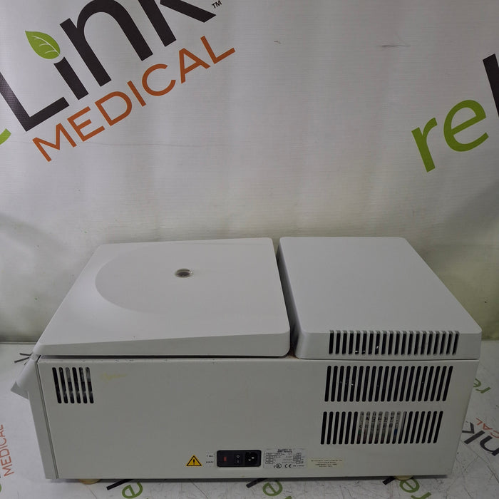 Eppendorf 5417R Centrifuge