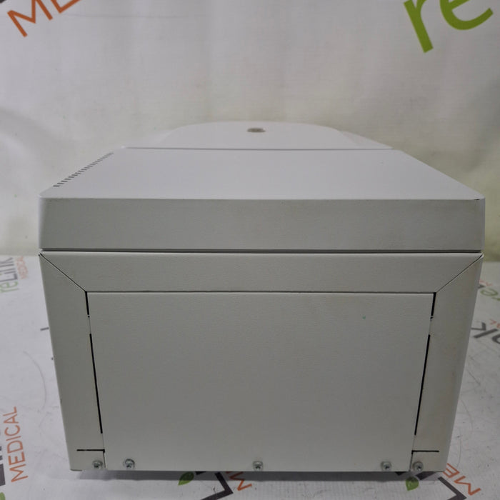Eppendorf 5417R Centrifuge