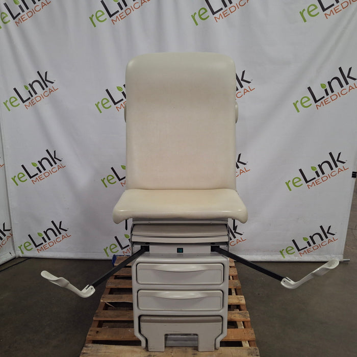 Midmark Midmark 204 Exam Table Exam Chairs / Tables reLink Medical