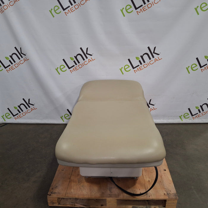 Midmark 223 Hi-Lo Power Barrier Free Procedure Exam Table