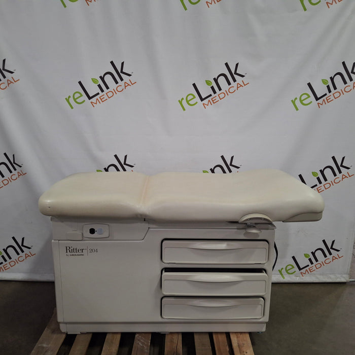 Midmark Midmark 204 Exam Table Exam Chairs / Tables reLink Medical