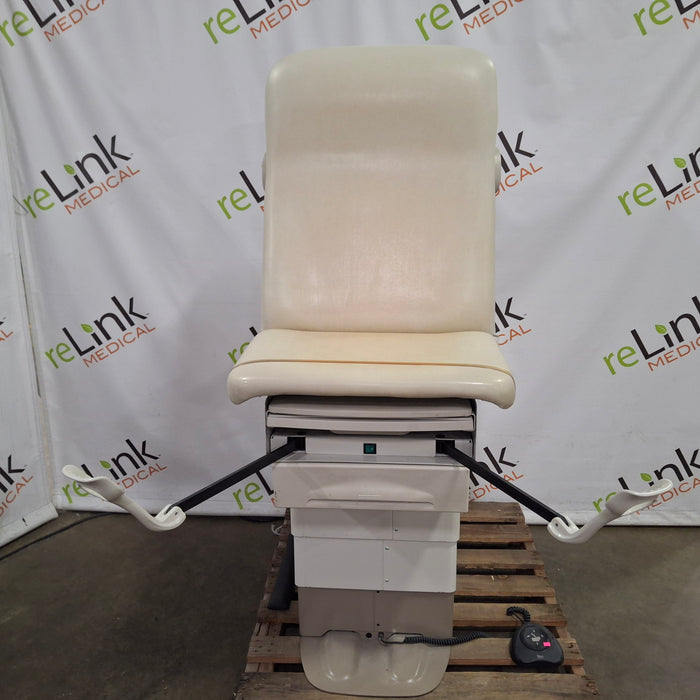 Midmark Midmark 223 Hi-Lo Power Barrier Free Procedure Exam Table Exam Chairs / Tables reLink Medical