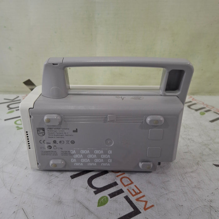 Masimo Masimo Radical 7 Pulse Oximeter w/ Base Patient Monitors reLink Medical