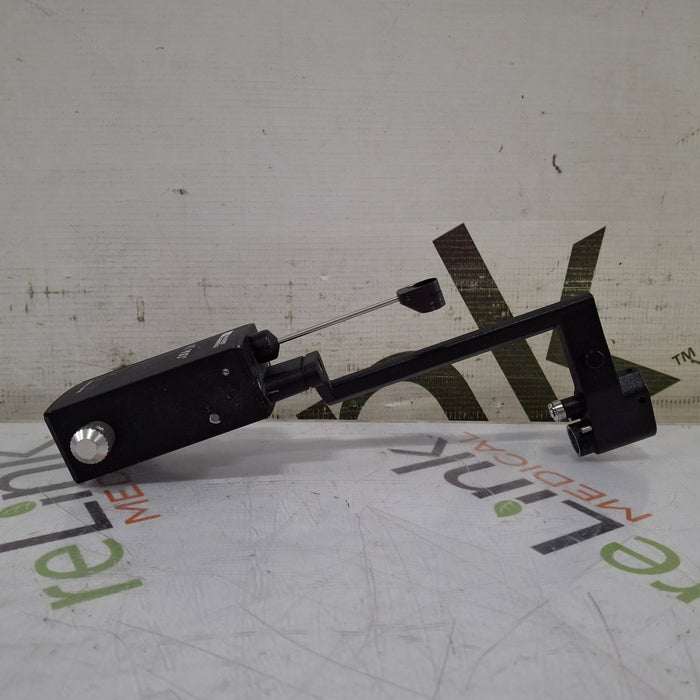 Haag-Streit AT 900 Model R Applanation Tonometer