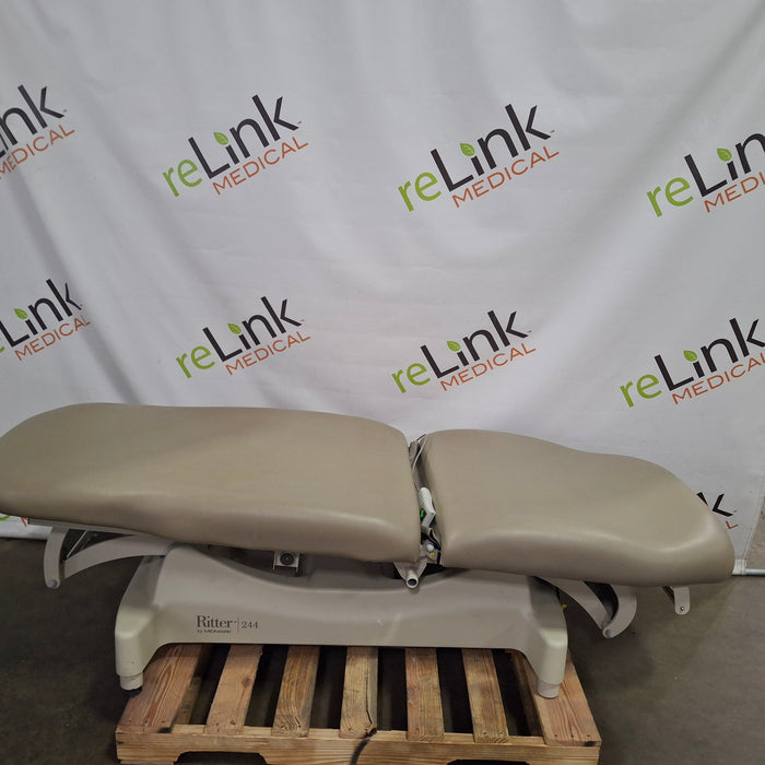 Midmark Ritter 244 Barrier-Free Examination Table