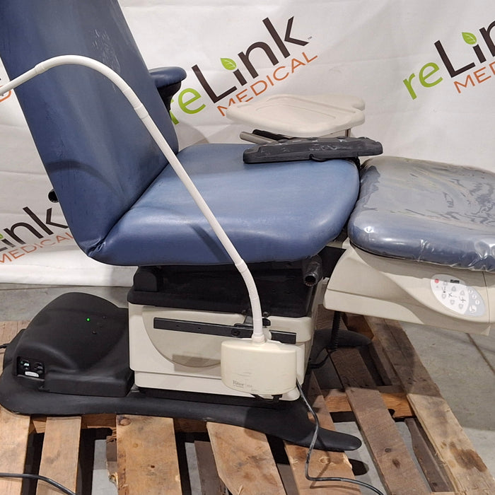 Midmark 647 Podiatry Chair