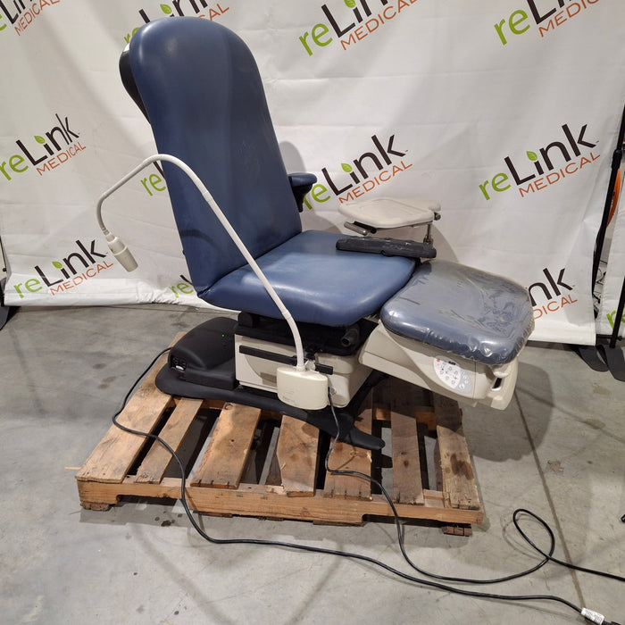 Midmark 647 Podiatry Chair