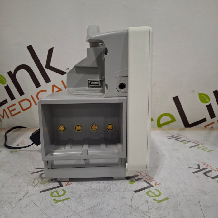 Philips IntelliVue MP50 Patient Monitor