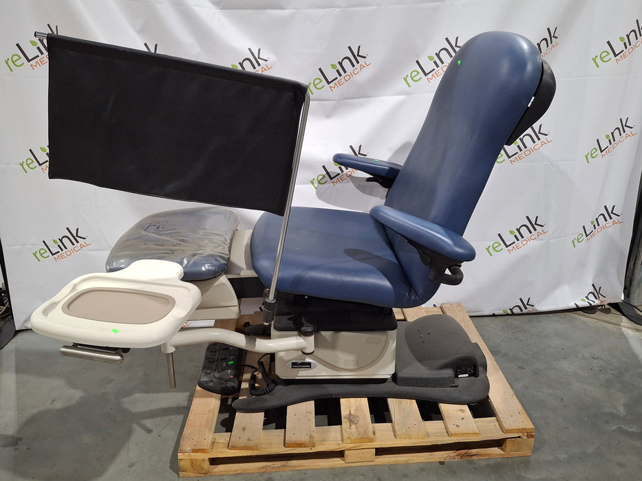 Midmark 647 Podiatry Chair