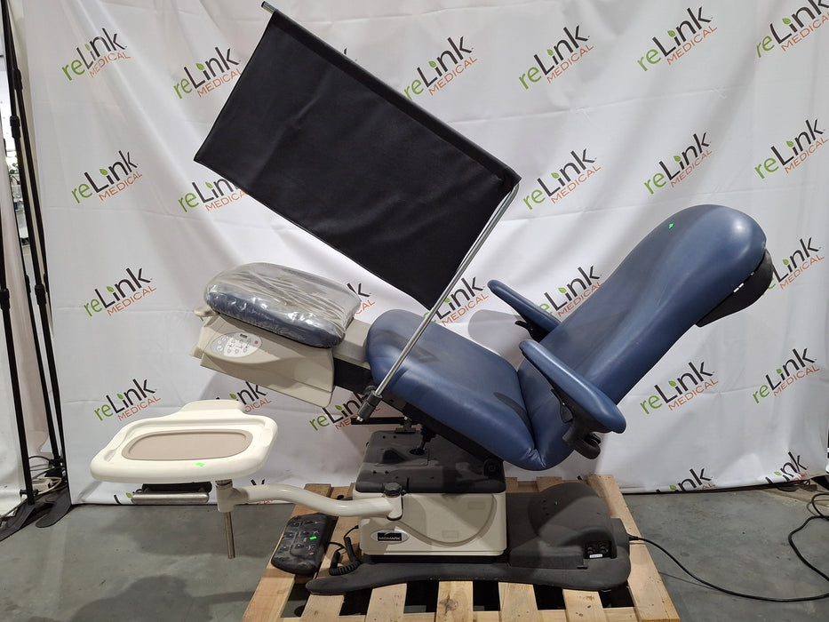 Midmark 647 Podiatry Chair