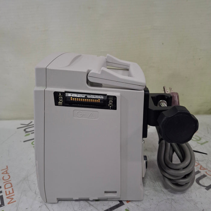 CareFusion Alaris 8015 Large Screen POC Infusion Pump