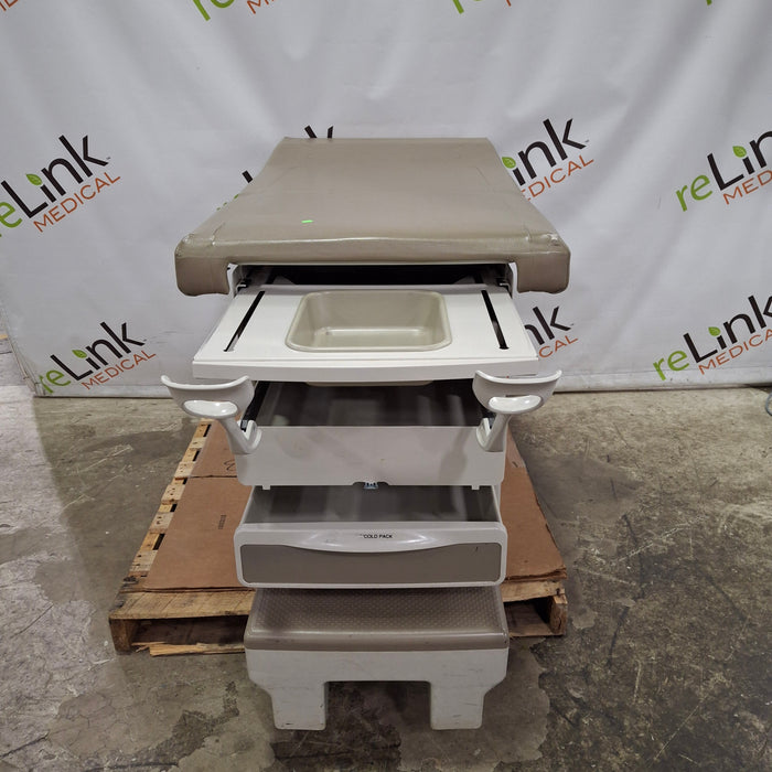 Midmark 204 Exam Table