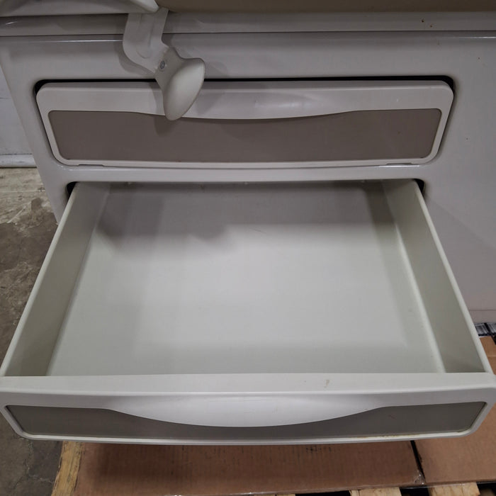 Midmark 204 Exam Table