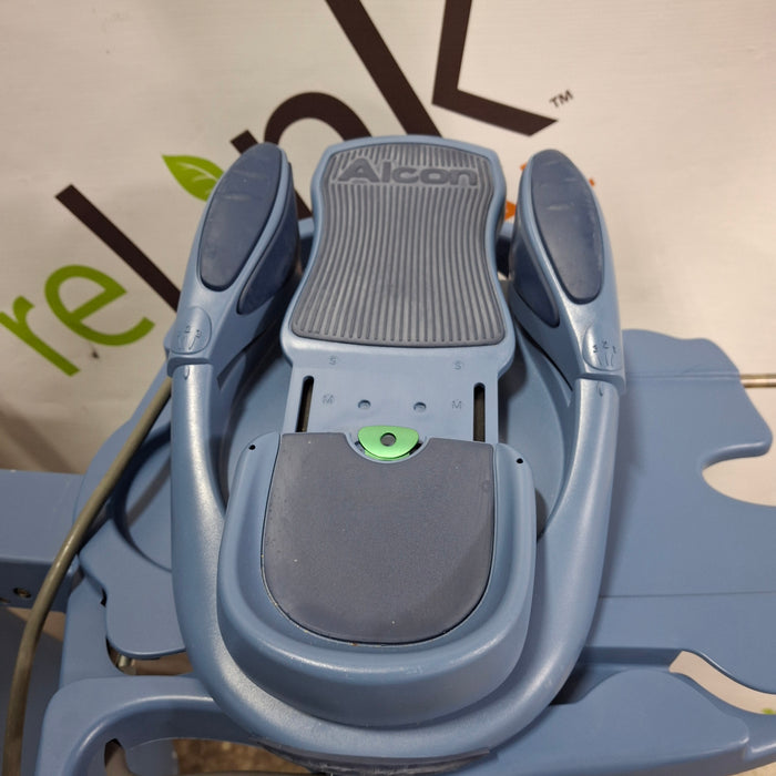 Alcon Laboratories Inc Infiniti w/ Ozil Phacoemulsifier