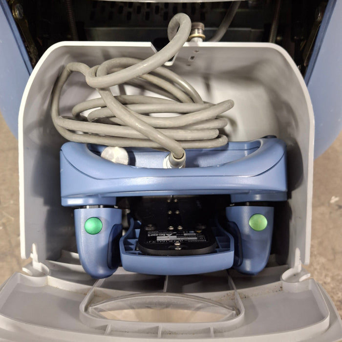 Alcon Laboratories Inc Infiniti w/ Ozil Phacoemulsifier