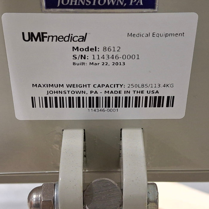 UMF Medical 8612 Exam Table
