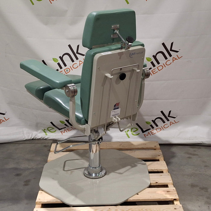 UMF Medical 8612 Exam Table